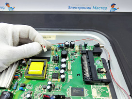 DEXP 32A3000 не включается