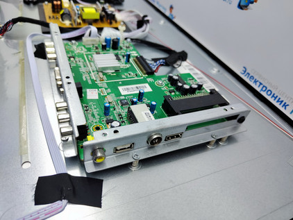 24LEM-1004 не видит HDMI